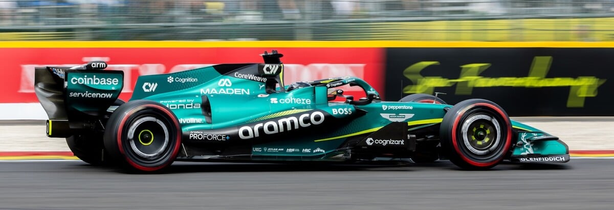 F1 hoje: Aston Martin preocupa e Hamilton mira vitória
