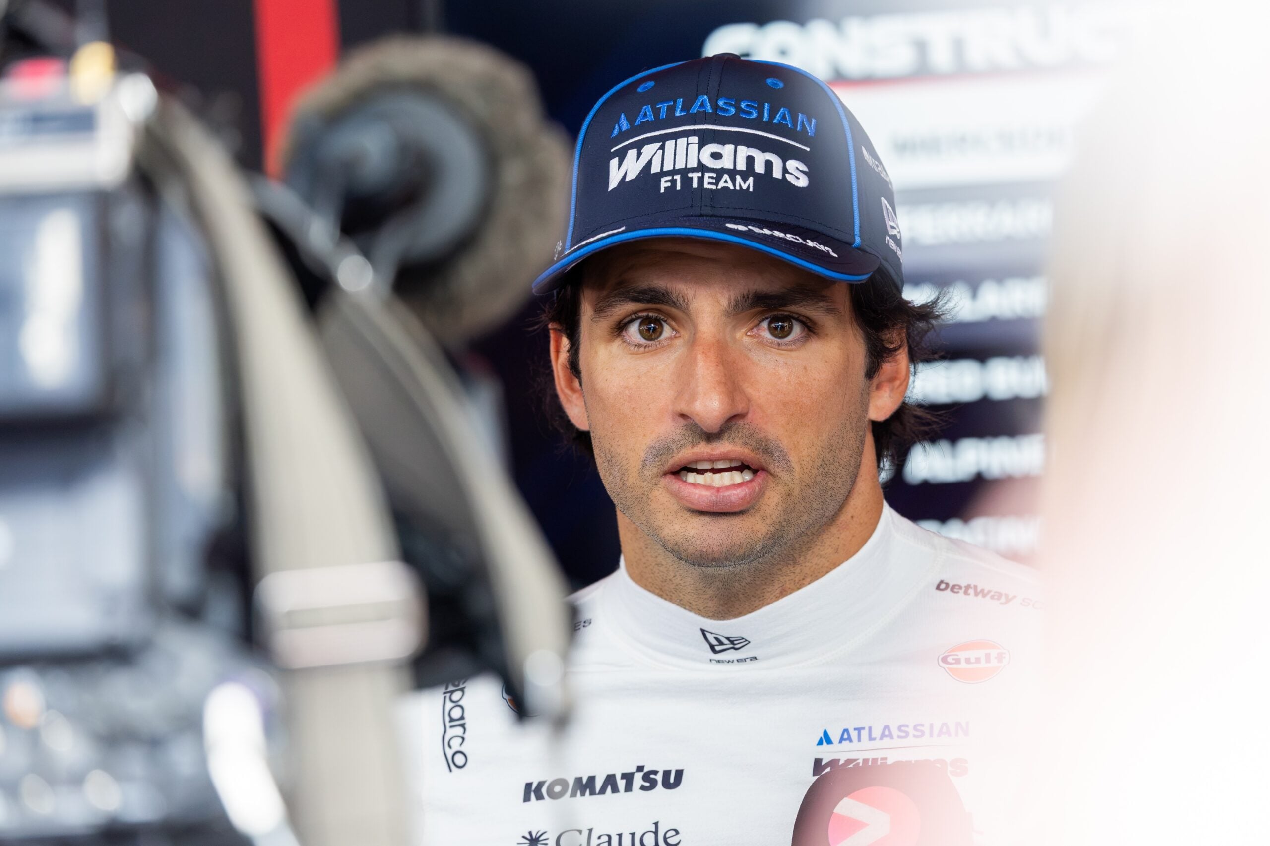 F1: Piastri critica duramente Sainz após toque na Hungria F1: Piastri critica duramente Sainz após toque na Hungria