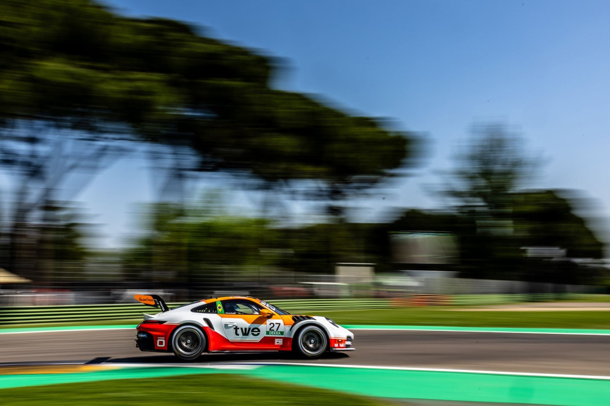 Matheus Ferreira busca novo pódio em Spa-Francorchamps, agora na Porsche Supercup Matheus Ferreira