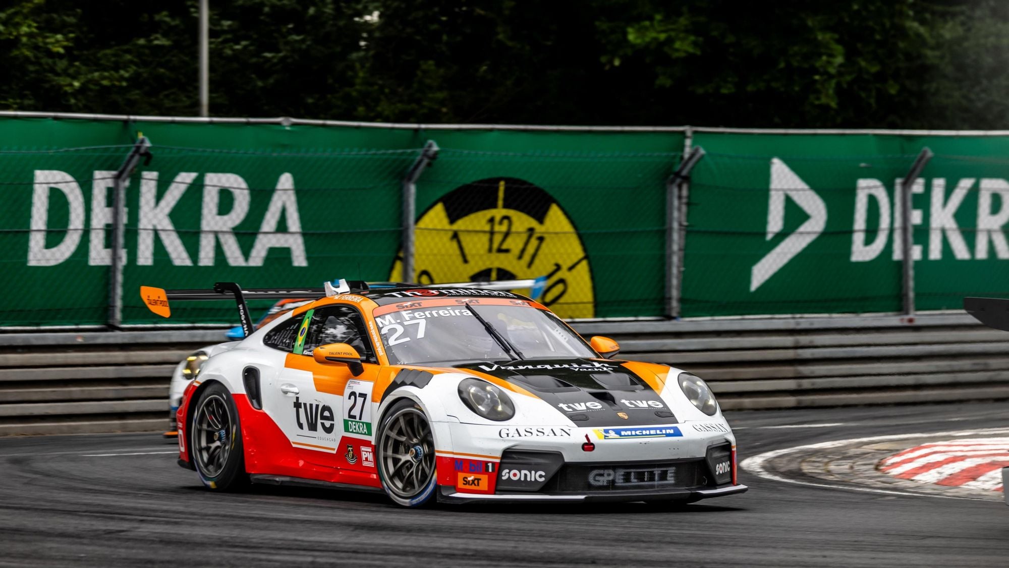Matheus Ferreira conquista pódio em Norisring pela Porsche Cup Alemã Matheus Ferreira