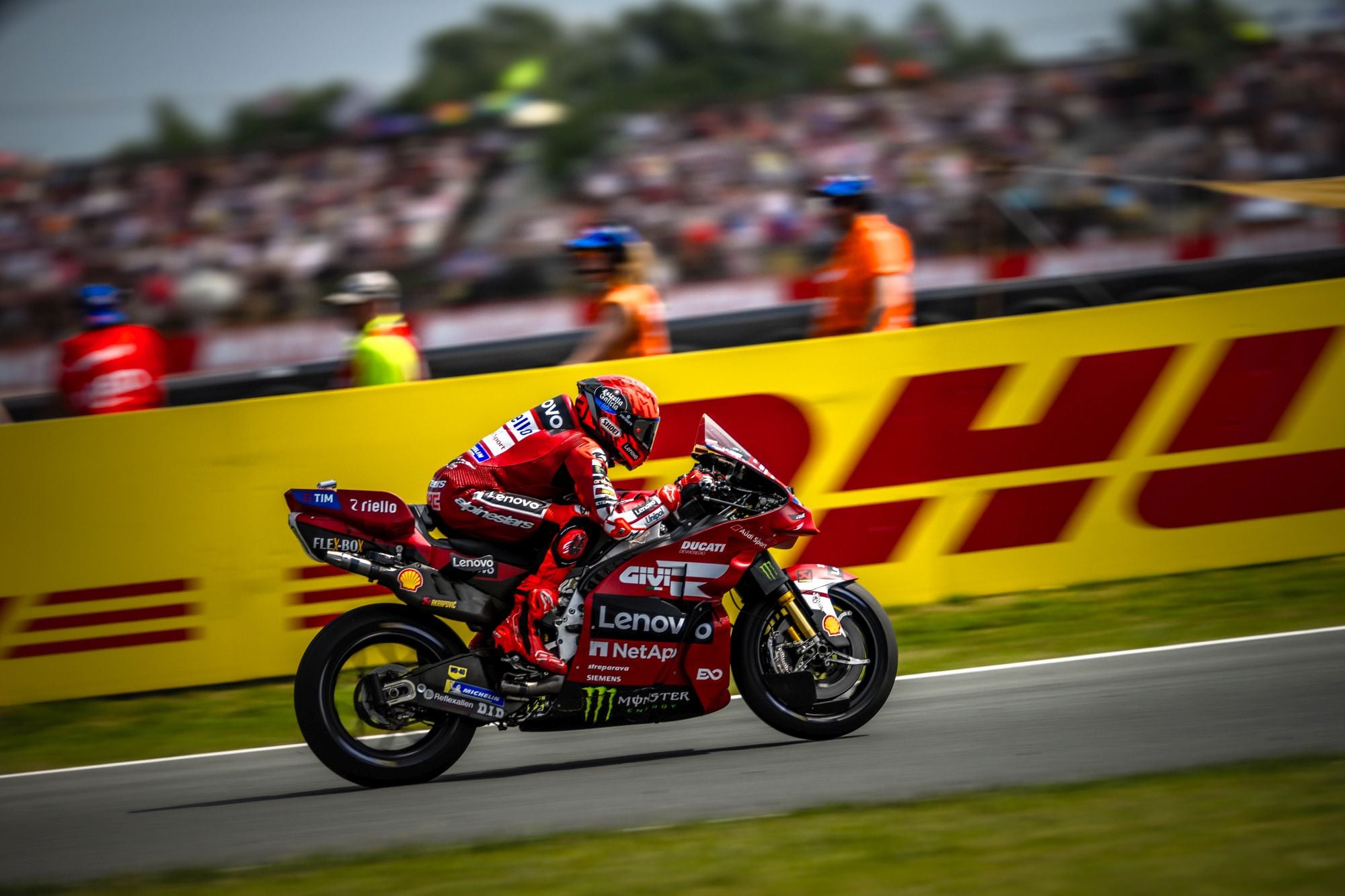 MotoGP: Márquez lidera sexta-feira de treinos livres para o GP da Alemanha Marc Márquez