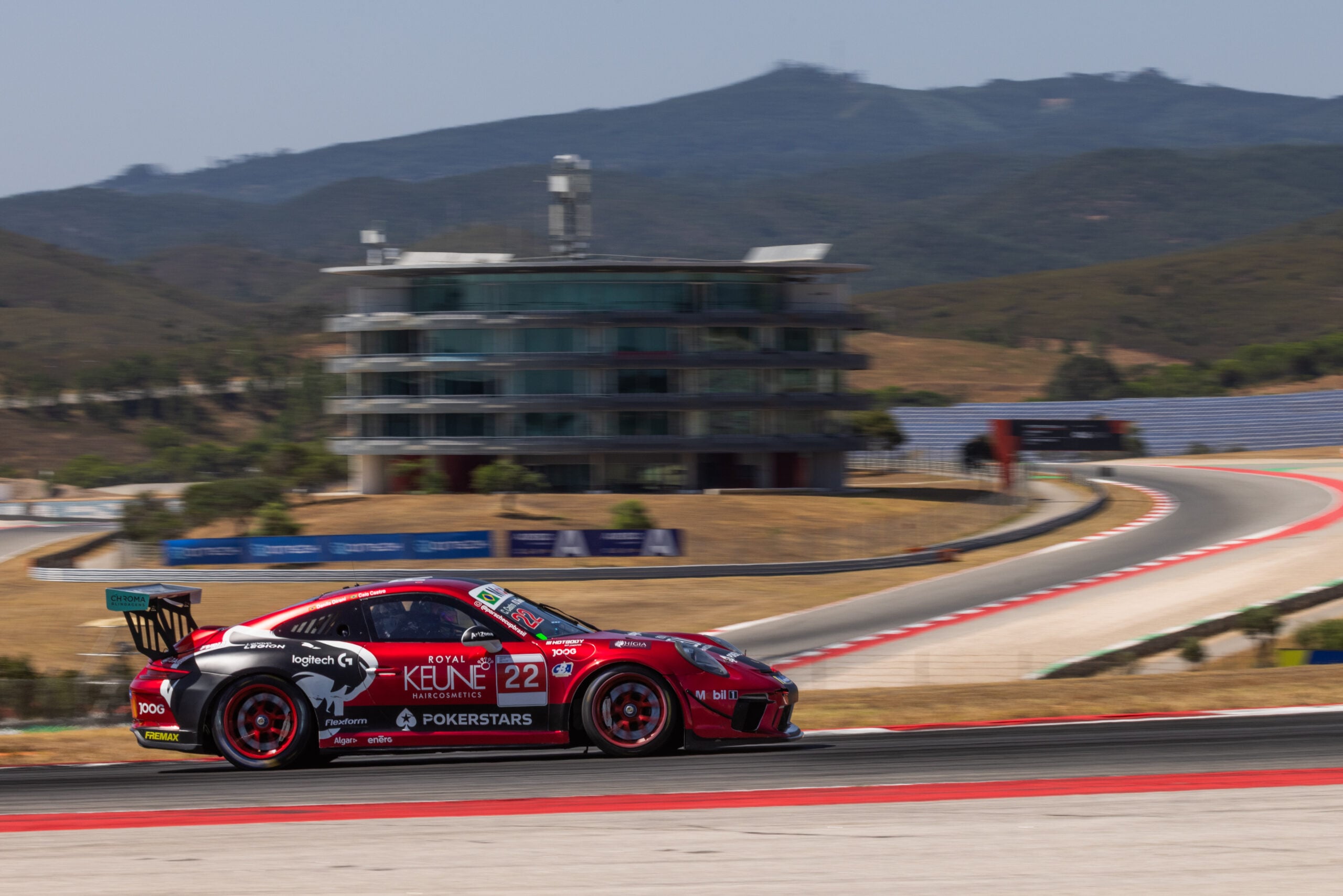 Porsche Endurance: Dirani/Caio Castro largam da pole na classe Challenge em Brasília