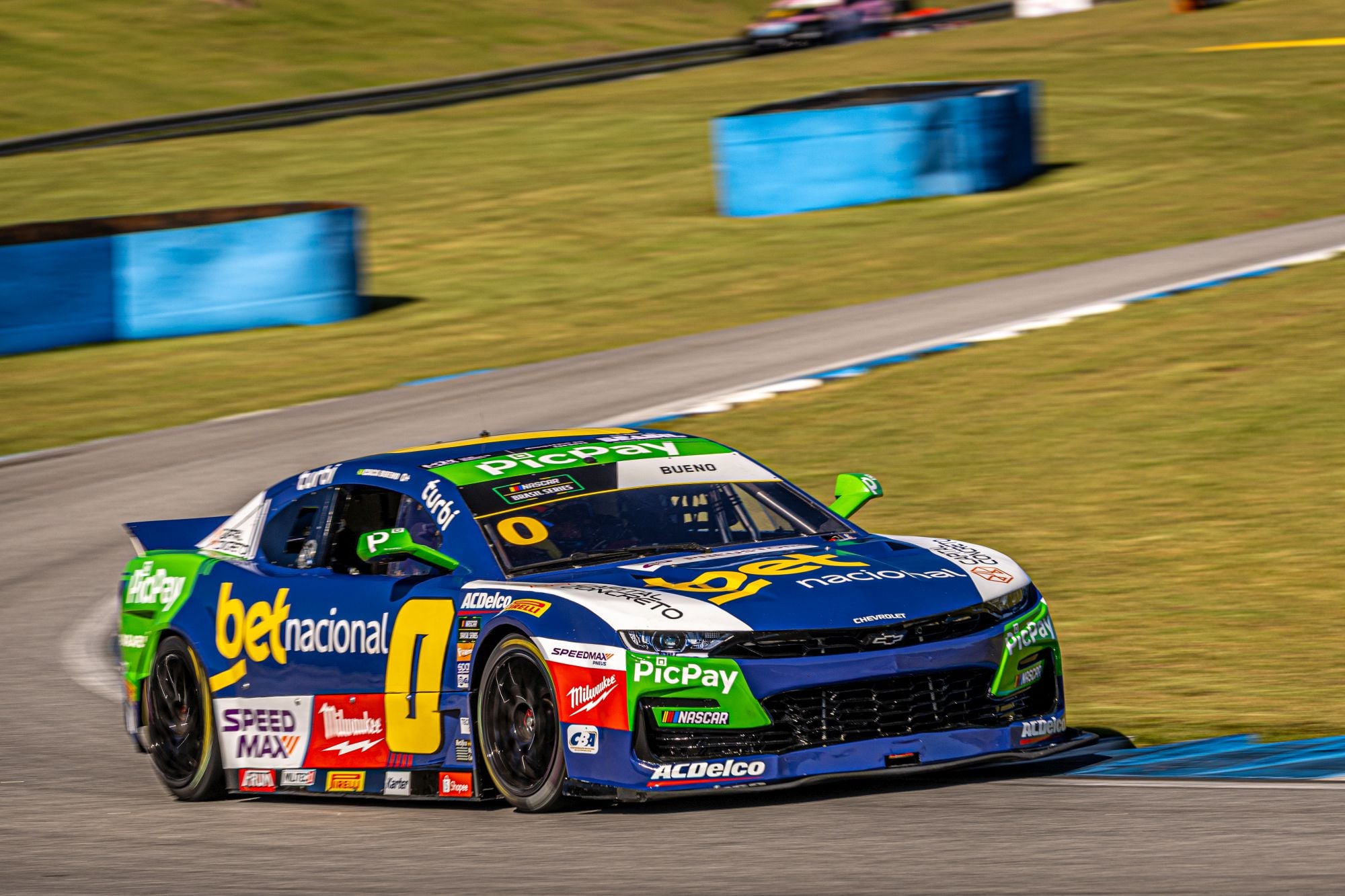 Cacá Bueno mira resultados positivos e avanço no campeonato em estreia da NASCAR Brasil em Cuiabá Cacá Bueno