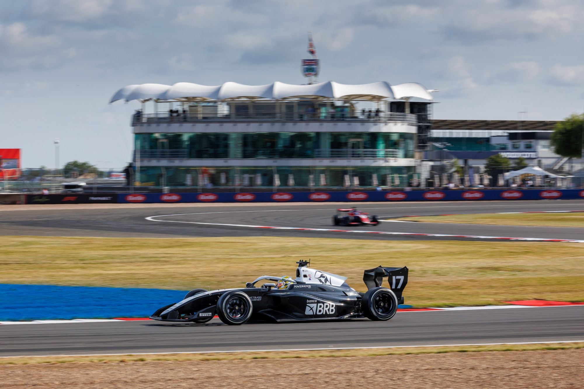 Pedro Clerot mira corridas de recuperação na etapa da Inglaterra da F3