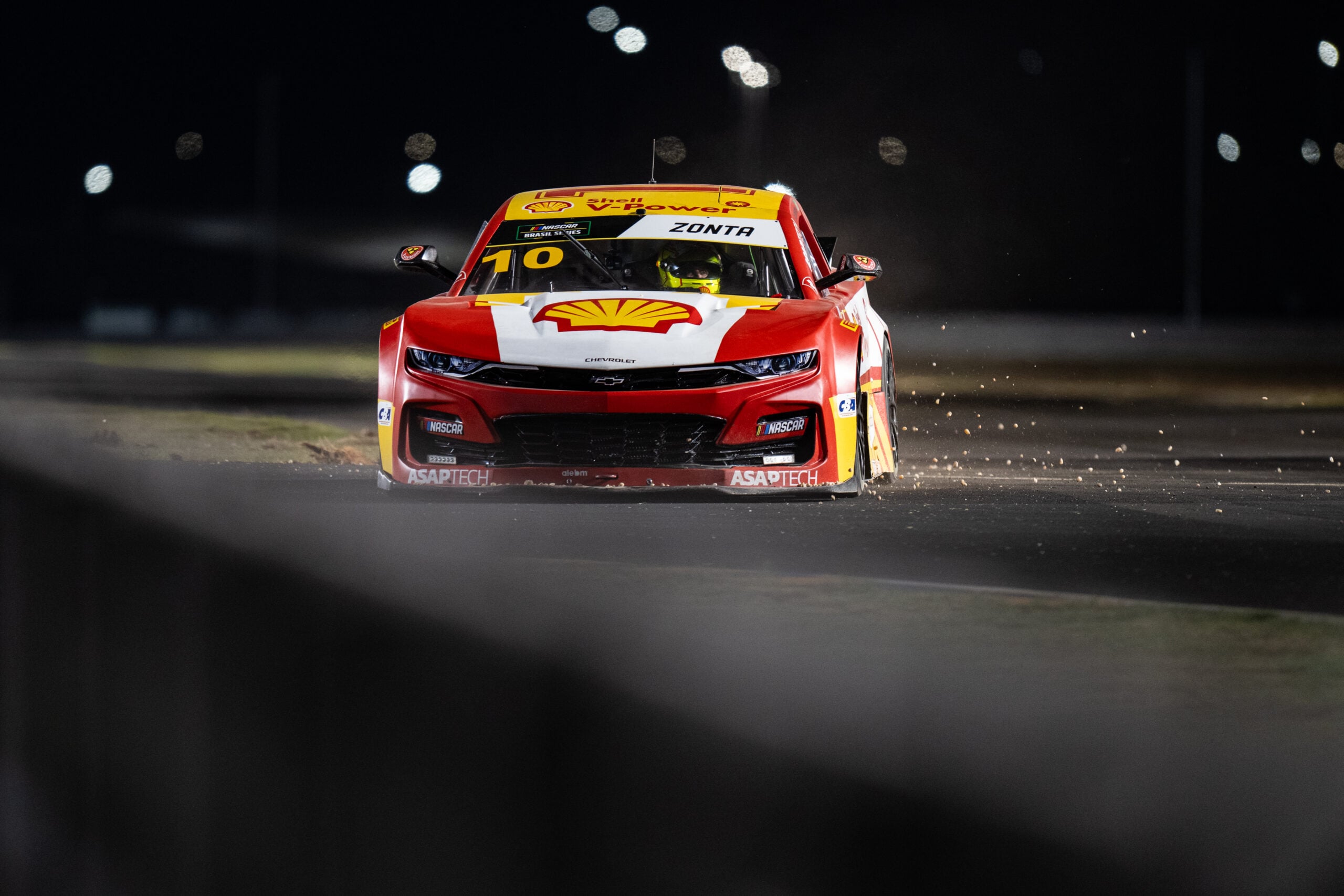 NASCAR Brasil: Osman é 4º e Zonta fecha treino marcado por bandeira vermelha
