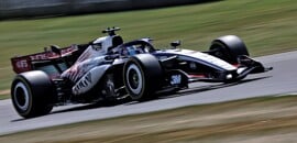 F1: Cadillac vê resultado positivo no GP da Inglaterra após atualizações