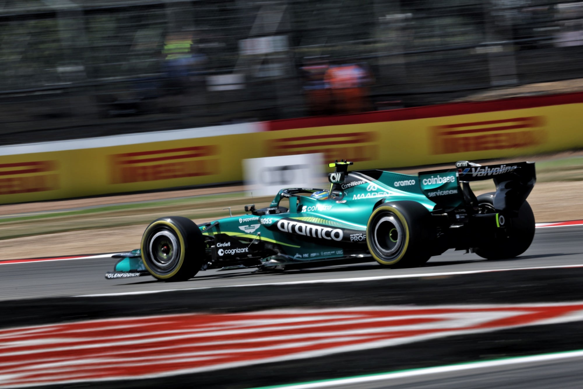 F1: Confira as imagens desta sexta-feira do GP da Inglaterra Fernando Alonso (ESP) Aston Martin F1 Team AMR26.