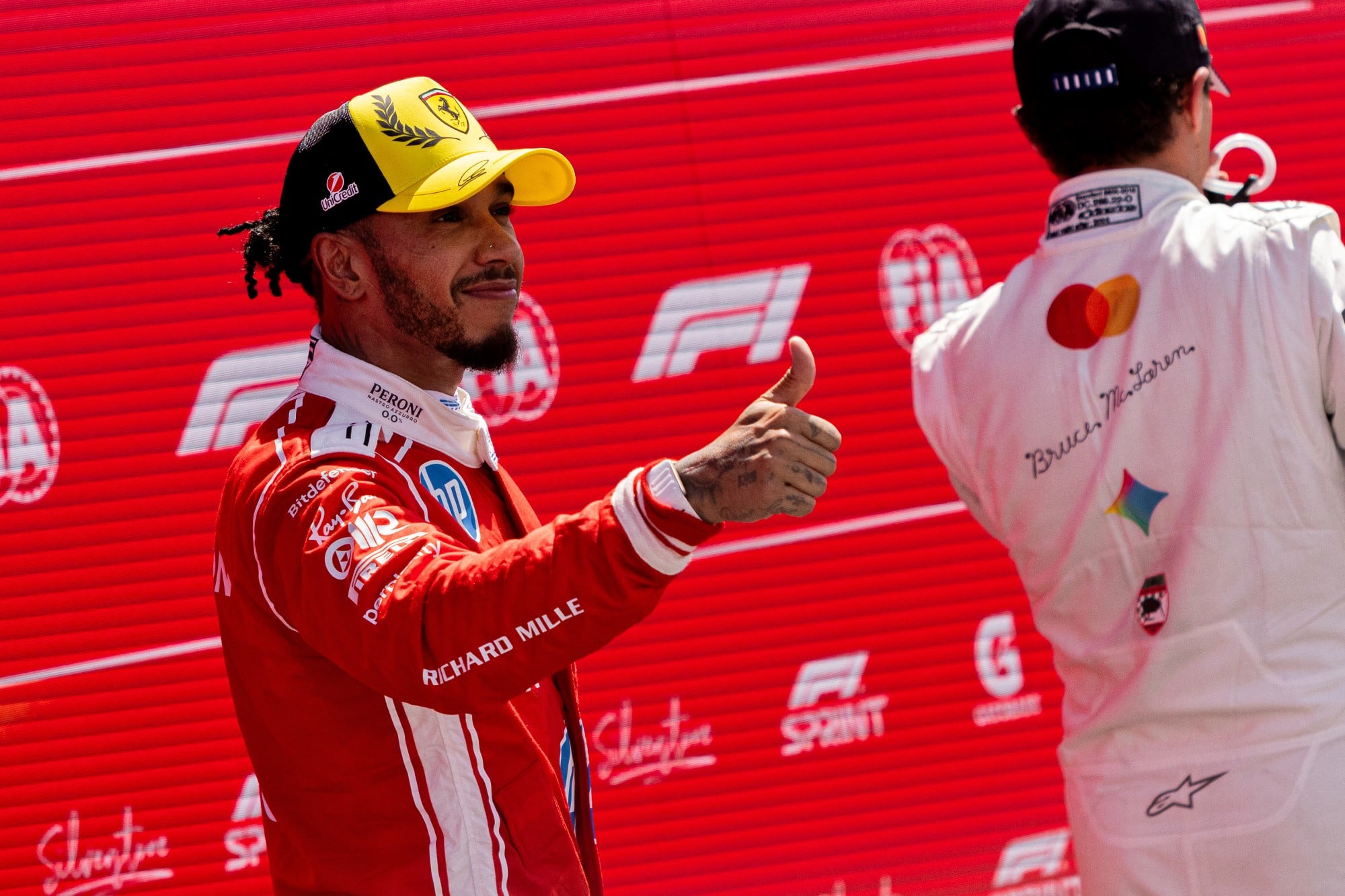 F1: Hamilton escapa de punição por bandeira amarela e segue no pódio em Silverstone