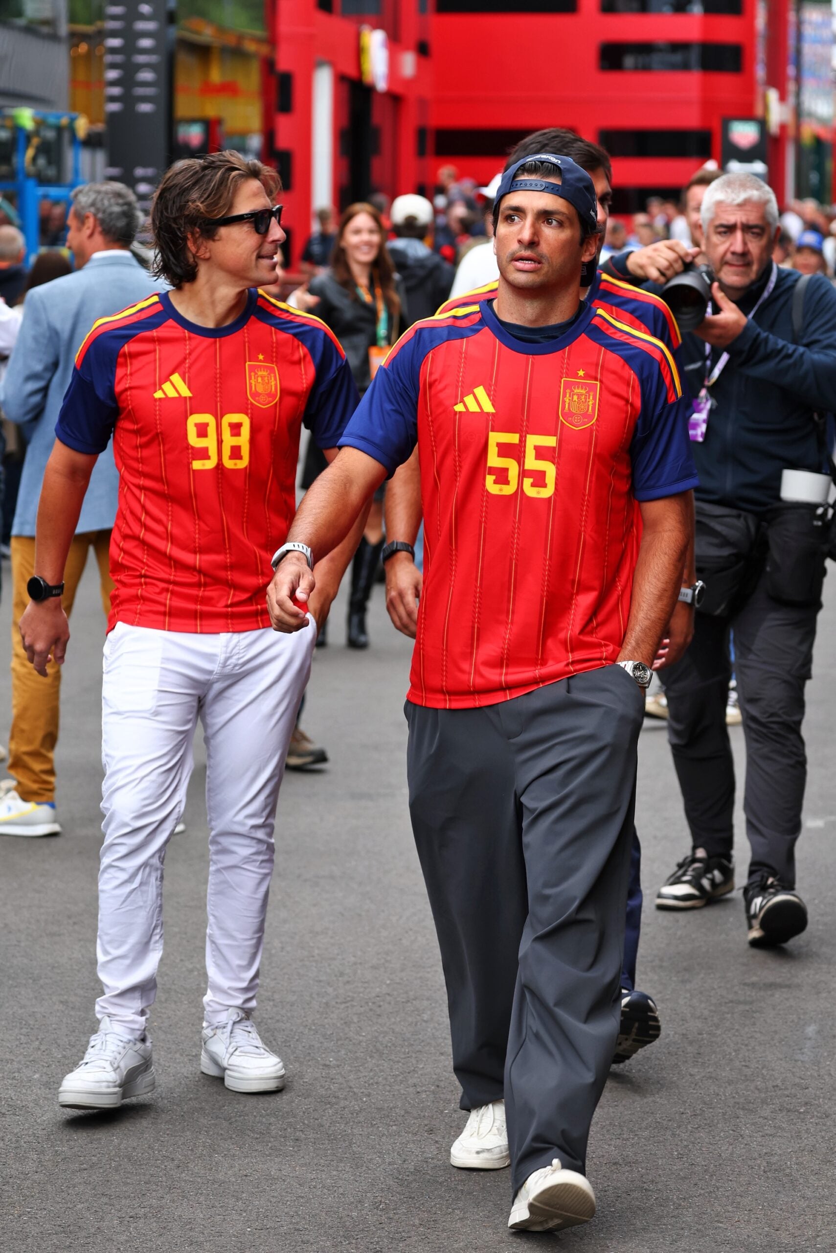 F1: Sainz exalta Espanha após conquista da Copa do Mundo de 2026