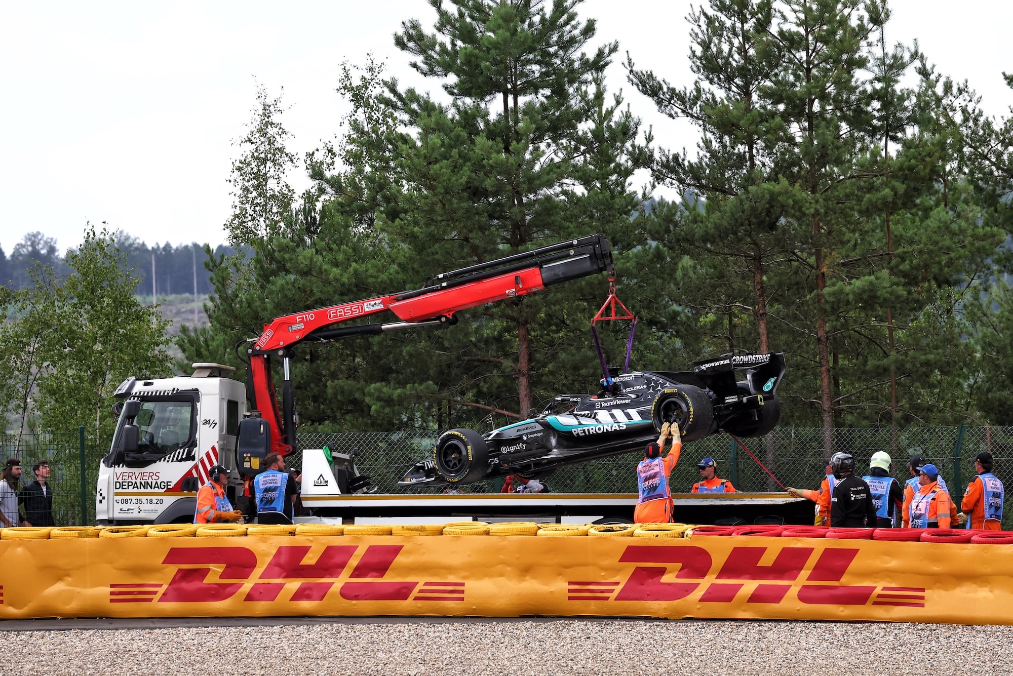 F1: Confira as imagens do GP da Bélgica 2026 George Russell (GBR) Mercedes AMG Formula One Team W17 retired from the race.