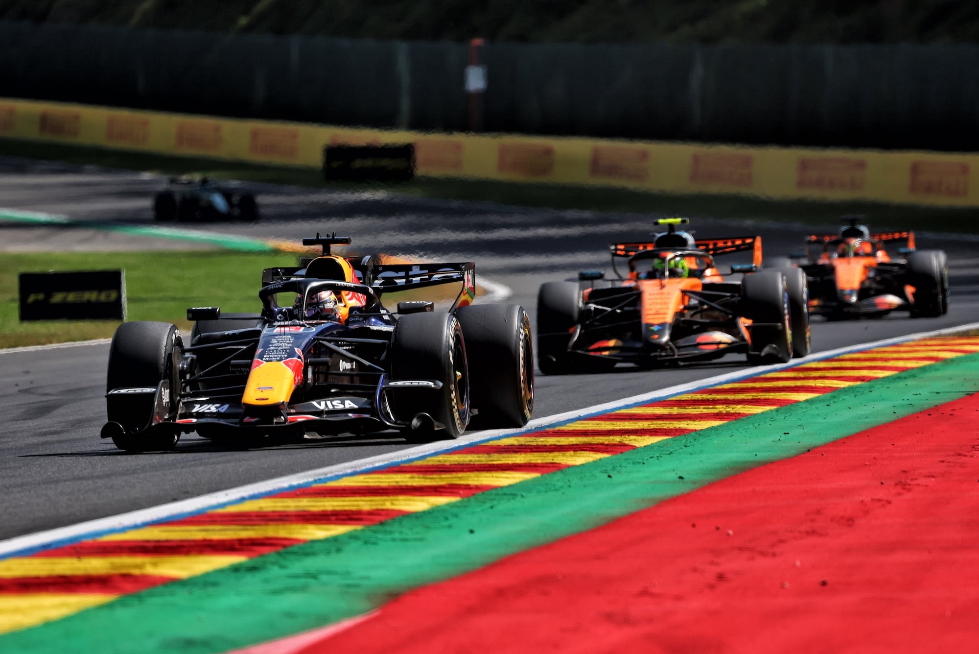 F1: Confira as imagens do GP da Bélgica 2026 Max Verstappen (NLD) Red Bull Racing RB22.