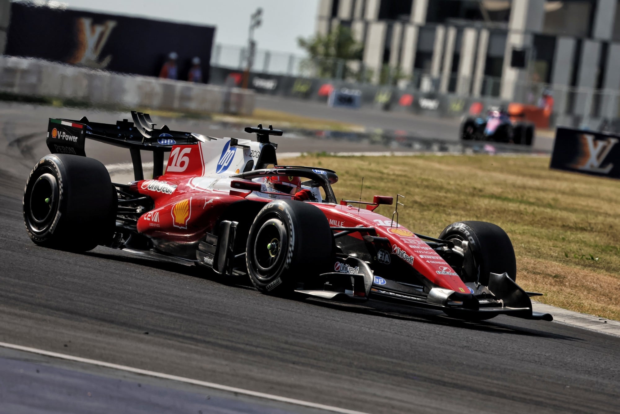 F1: Confira as imagens do GP da Hungria 2026 Charles Leclerc (MON) Scuderia Ferrari SF-26.