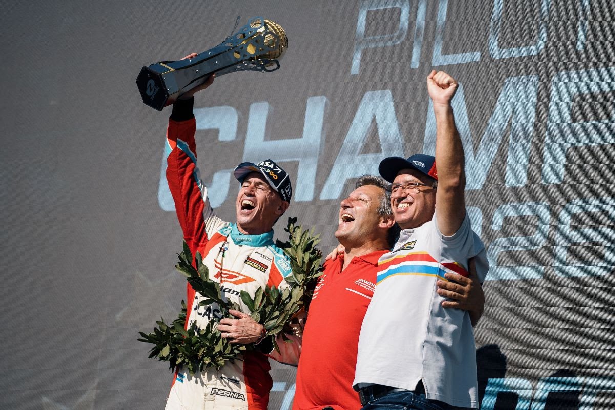 Leonel Pernía celebra conquista do TCR Brasil: “Cumprimos nossa missão”