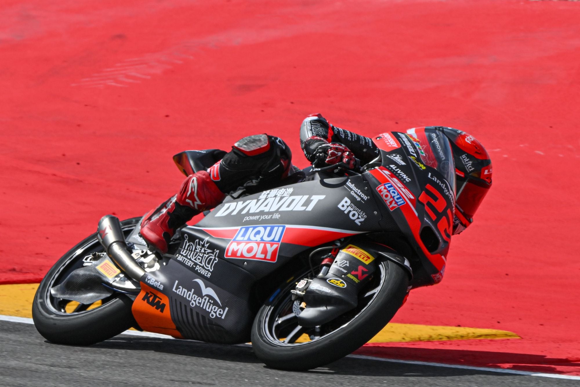 Moto3: Almansa lidera treinos de sexta-feira para o GP de Aragón David Almansa