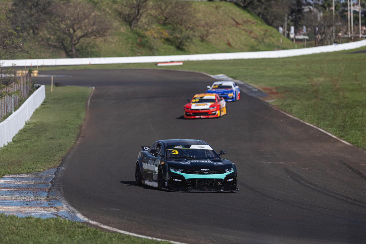 Tito Giaffone lidera segundo treino livre da NASCAR Brasil em Londrina