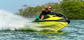 Ayrton Senna, a chuva e o mar: a paixão pouco conhecida do piloto que inspirou uma edição especial da Sea-Doo