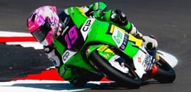 Moto3: Ogden dá o bote no final e fatura pole position na Inglaterra
