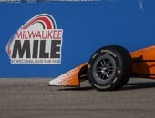 Indy atrasa início de primeira corrida em Milwaukee por conta de chuva
