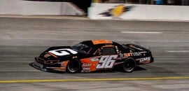Tito Giaffone estreia nos EUA com segundo lugar em oval após liderar mais de 50 voltas na NASCAR Pro Late Model