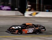 Tito Giaffone estreia nos EUA com segundo lugar em oval após liderar mais de 50 voltas na NASCAR Pro Late Model