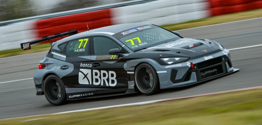 TCR South America: Reis supera Rosso e leva bandeira do Brasil ao topo do pódio na Argentina