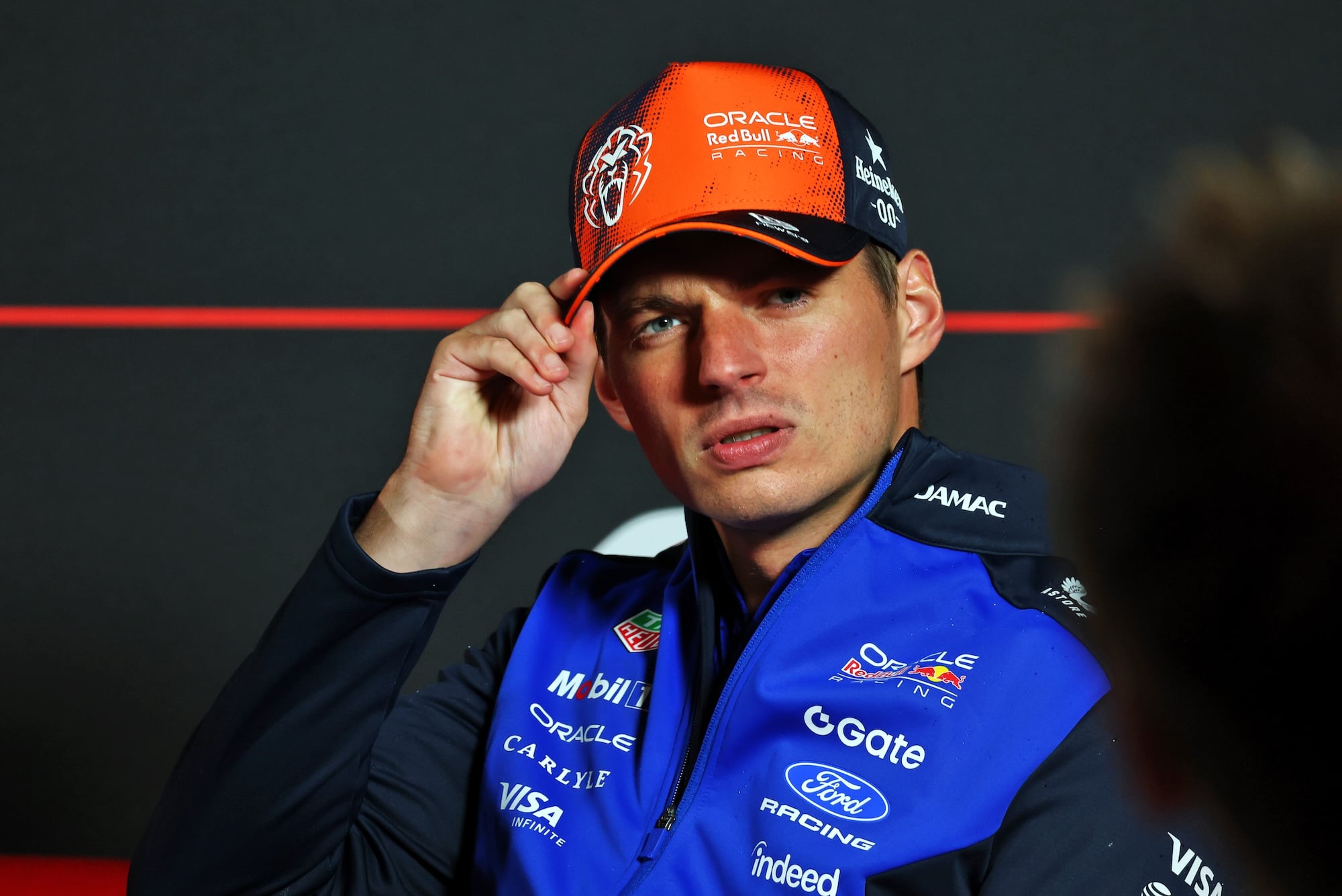 F1: Confira as imagens desta sexta-feira do GP da Holanda 2026 Max Verstappen (NLD) Red Bull Racing in the FIA Press Conference.