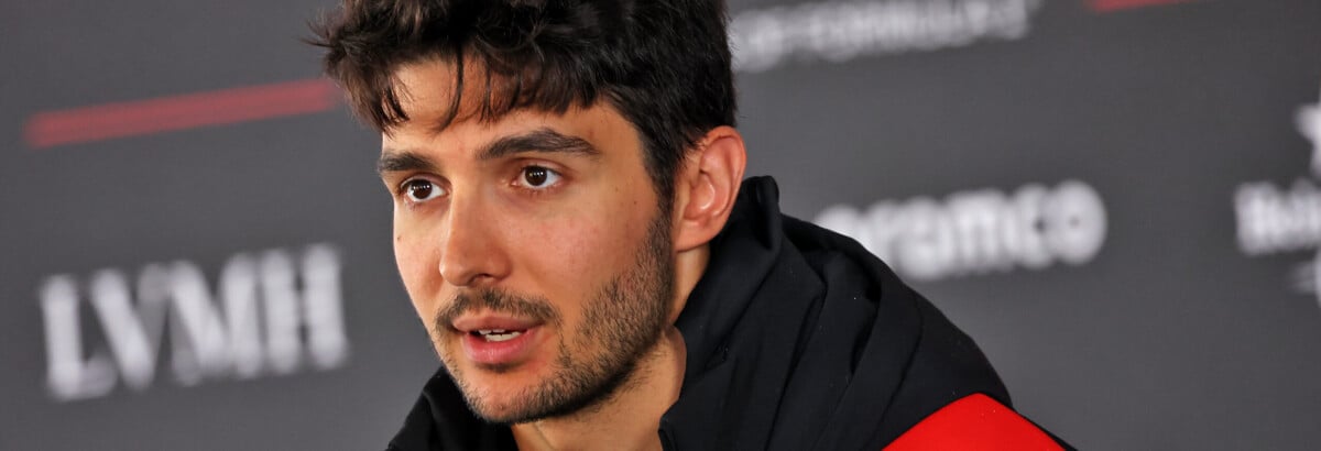F1: Haas coloca futuro de Ocon em dúvida com teste em Portimão