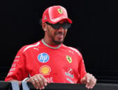 F1: Atriz de Hollywood publica foto com Hamilton durante visita do hepta à Kim Kardashian