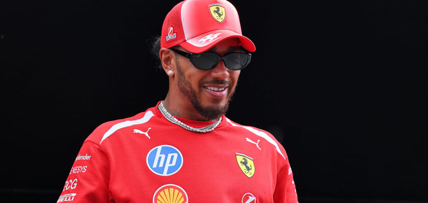 F1: Hamilton mostra Ferrari F40 recém-restaurada e revela sonho realizado
