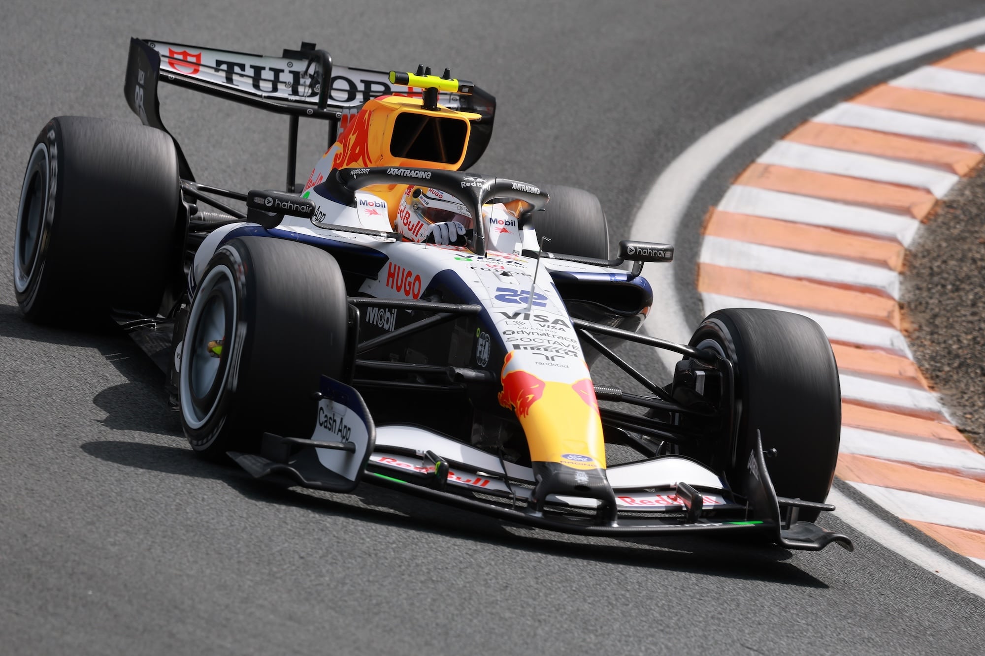 F1: Confira as imagens desta sexta-feira do GP da Holanda 2026 Yuki Tsunoda (JPN) Racing Bulls Formula One Team VCARB 03 Reserve Driver.