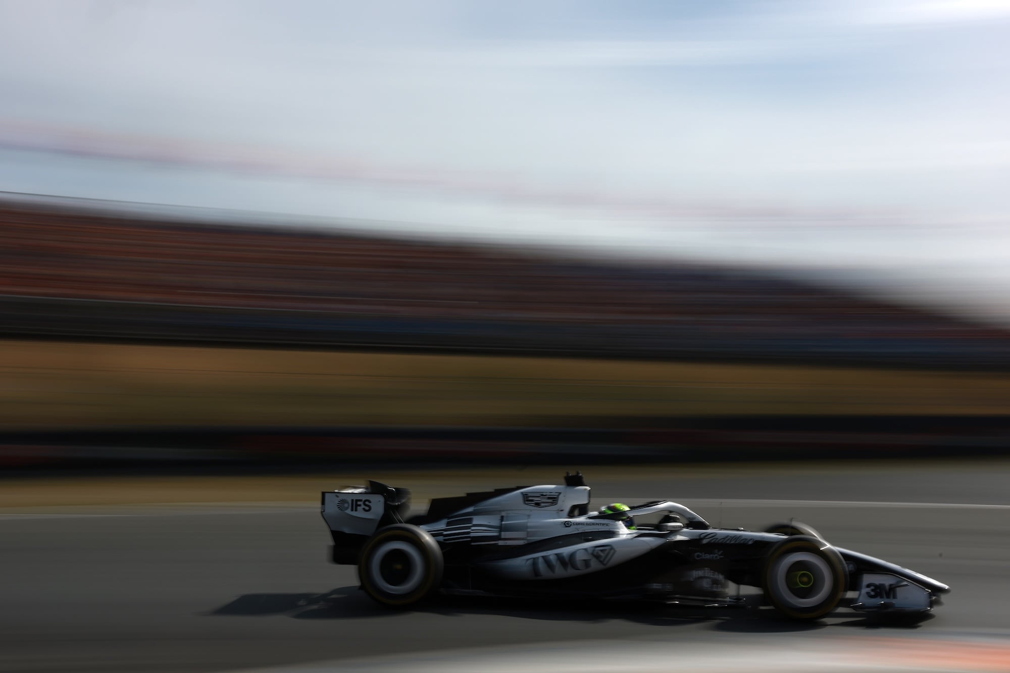 F1: Confira as imagens desta sexta-feira do GP da Holanda 2026 Sergio Perez (MEX) Cadillac Formula 1 Team MAC-26.