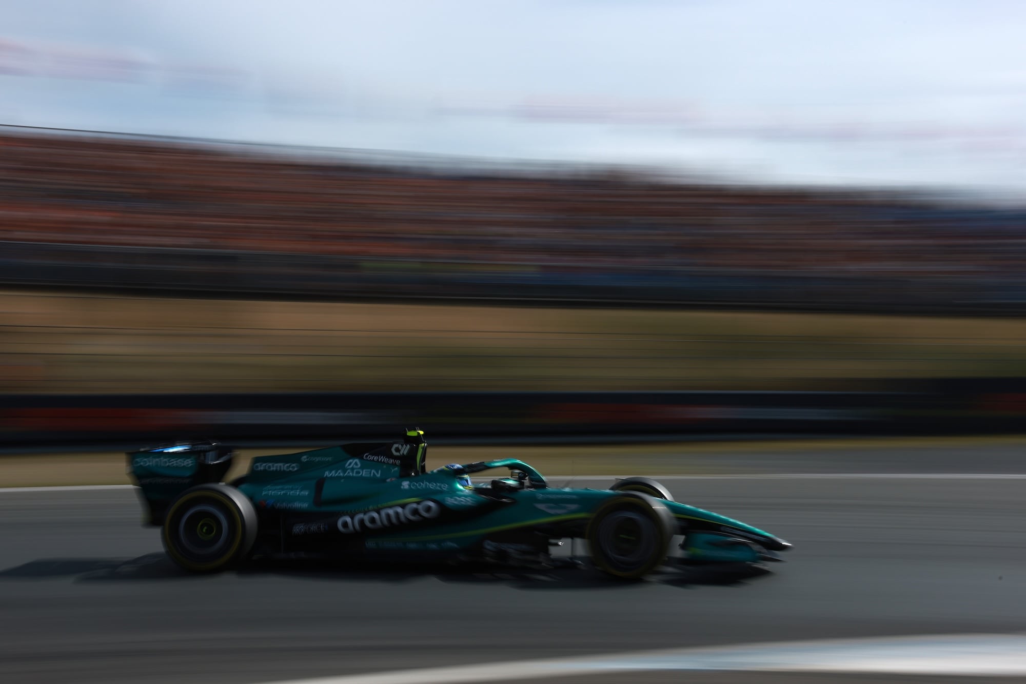 F1: Confira as imagens desta sexta-feira do GP da Holanda 2026 Fernando Alonso (ESP) Aston Martin F1 Team AMR26.