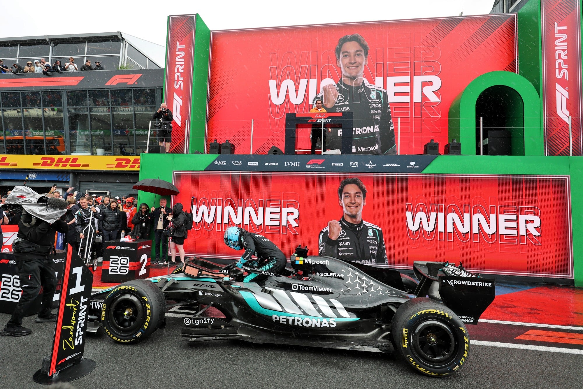 Sprint race winner George Russell (GBR) Mercedes AMG Formula One Team W17 in parc ferme.
