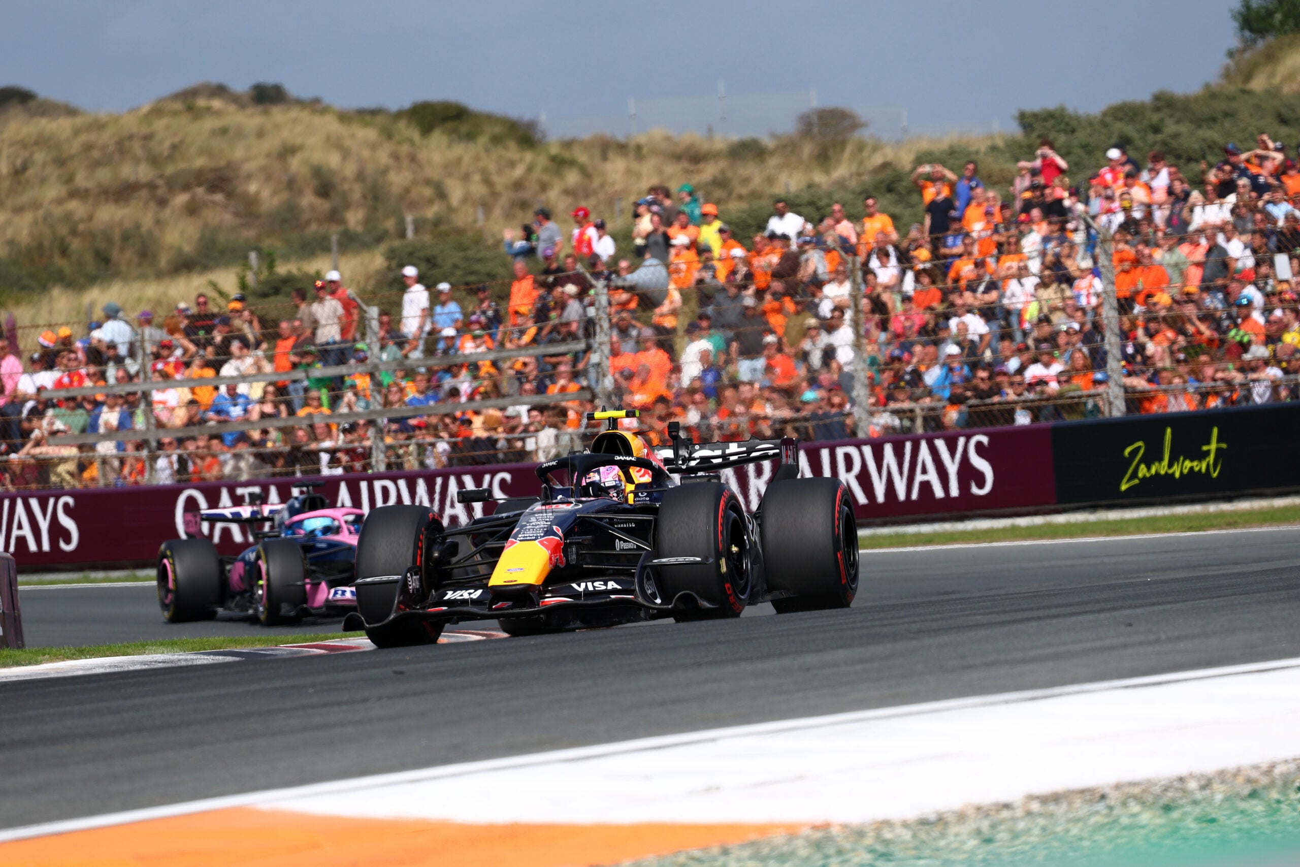F1: Desempenho de Lawson no GP da Holanda evitou possível fim de carreira, diz Buxton Liam Lawson (NZL) Red Bull Racing RB22.