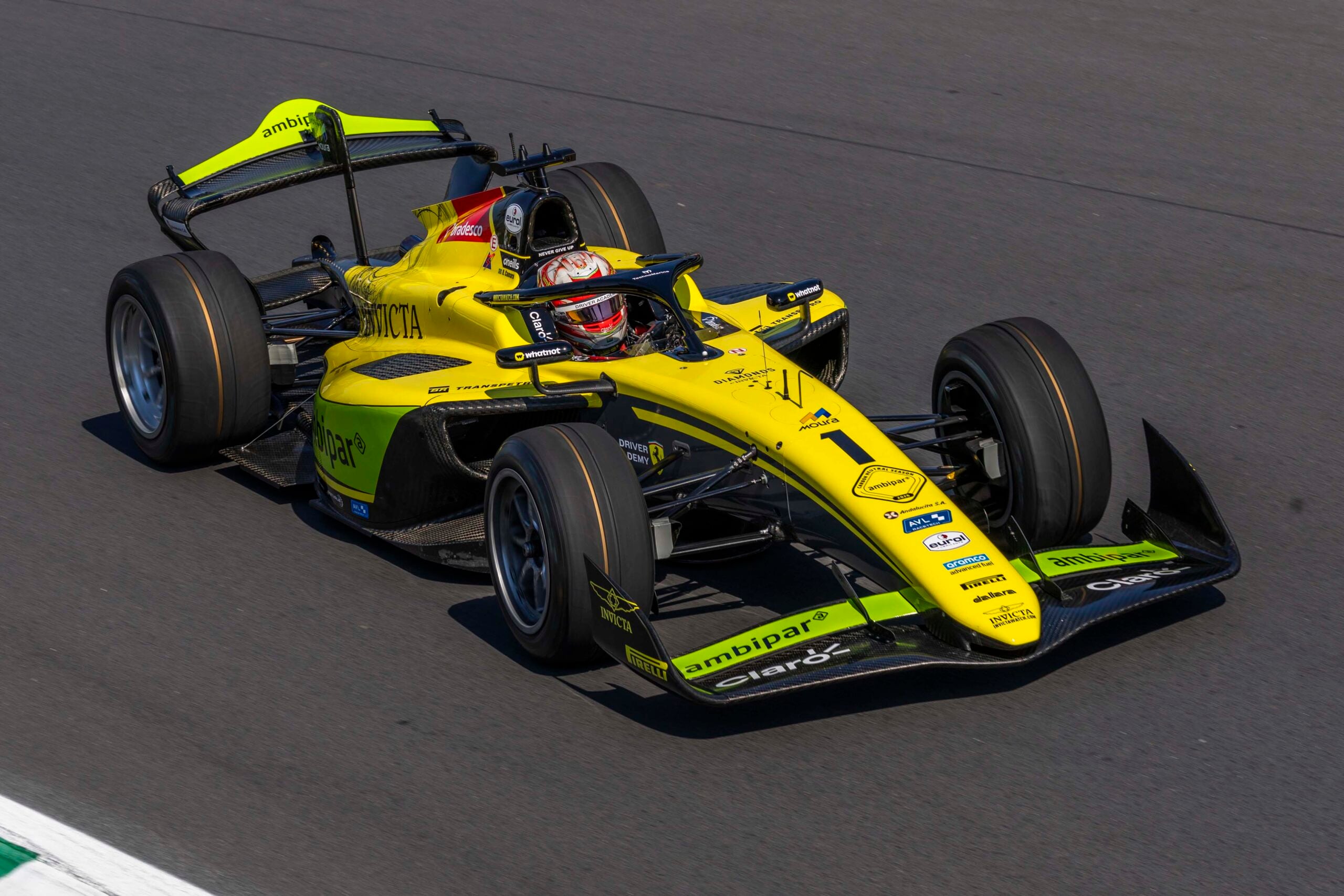 Rafael Câmara busca liderança da F2 em estreia no Madring Rafael Câmara