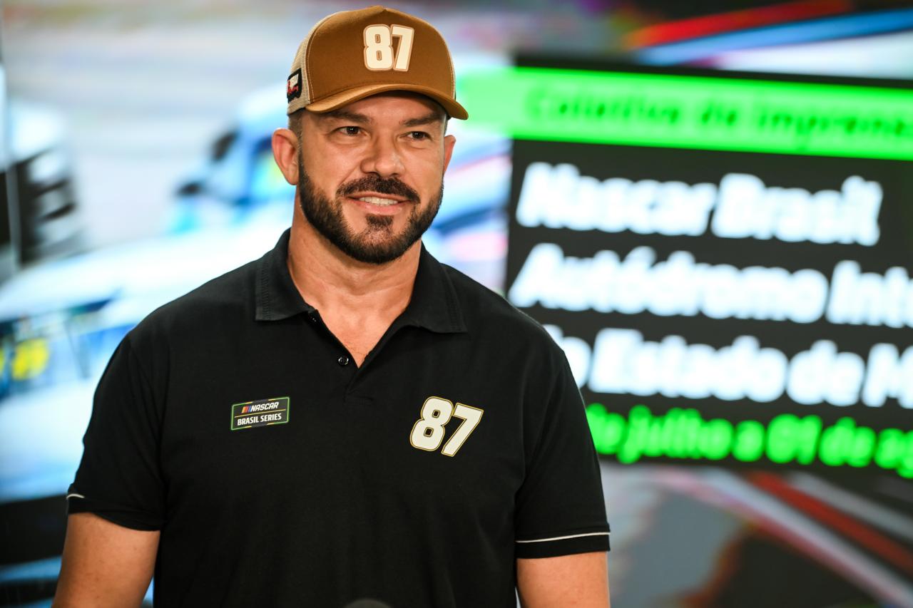 NASCAR Brasil: Martelli fala em equilíbrio para etapa decisiva em Curvelo NASCAR Brasil: Martelli fala em equilíbrio para etapa decisiva em Curvelo