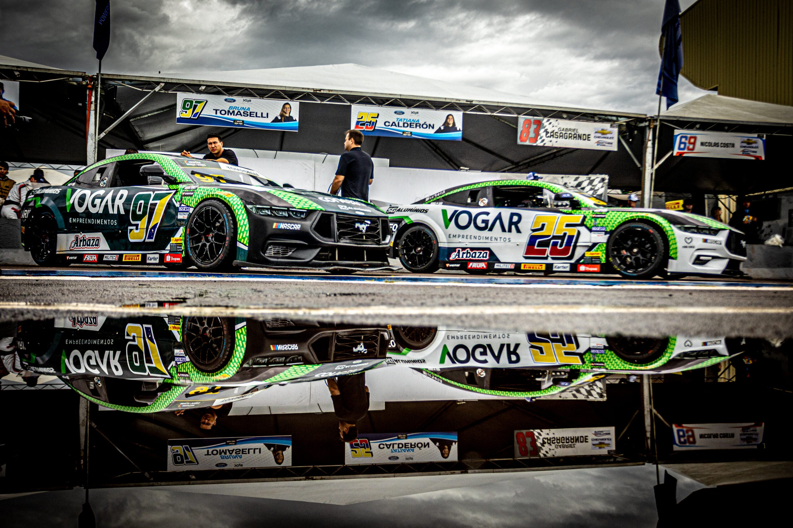 NASCAR Brasil: Bruna Tomaselli e Tata Calderón encaram oval inédito em Curvelo NASCAR Brasil: Bruna Tomaselli e Tata Calderón encaram oval inédito em Curvelo