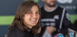 Tatiana Calderón conquista vitória inédita e entra para a história da NASCAR Brasil