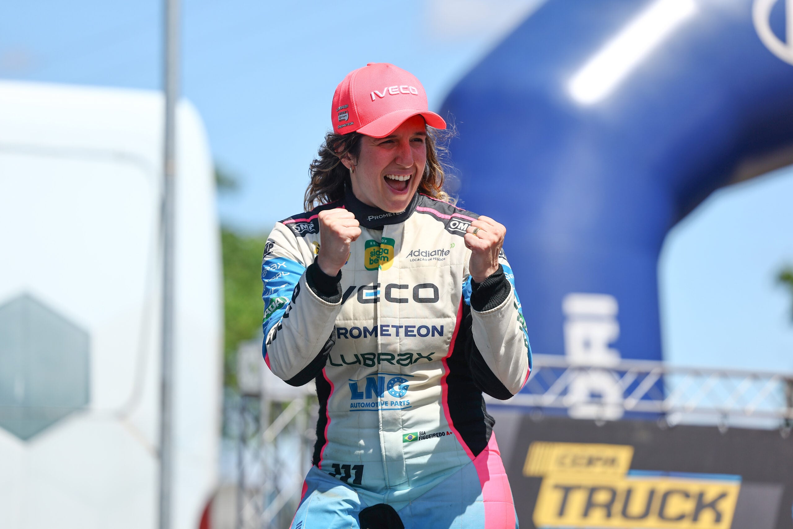 Copa Truck: Bia Figueiredo aproveita inversão e garante pódio em Curvelo Copa Truck: Bia Figueiredo aproveita inversão e garante pódio em Curvelo