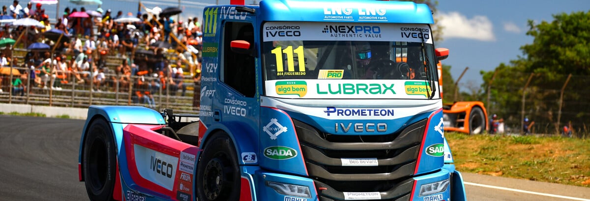 Copa Truck: Bia Figueiredo aproveita inversão e garante pódio em Curvelo Copa Truck: Bia Figueiredo aproveita inversão e garante pódio em Curvelo