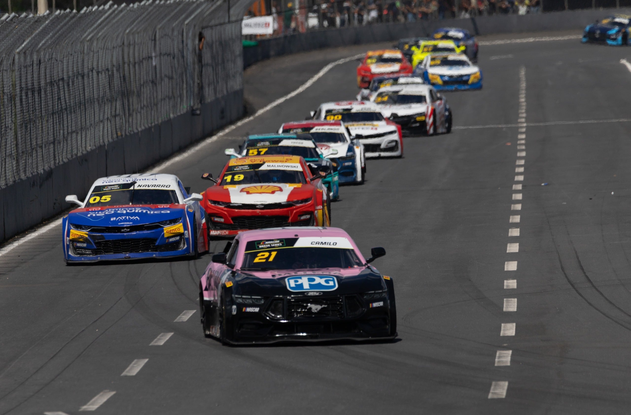 Análise: NASCAR Brasil encerra fase regular com uma etapa para ficar na memória Análise: NASCAR Brasil encerra fase regular com uma etapa para ficar na memória