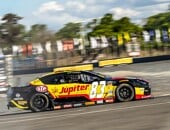 Gabriel Casagrande sai de Curvelo em terceiro no campeonato da NASCAR Brasil