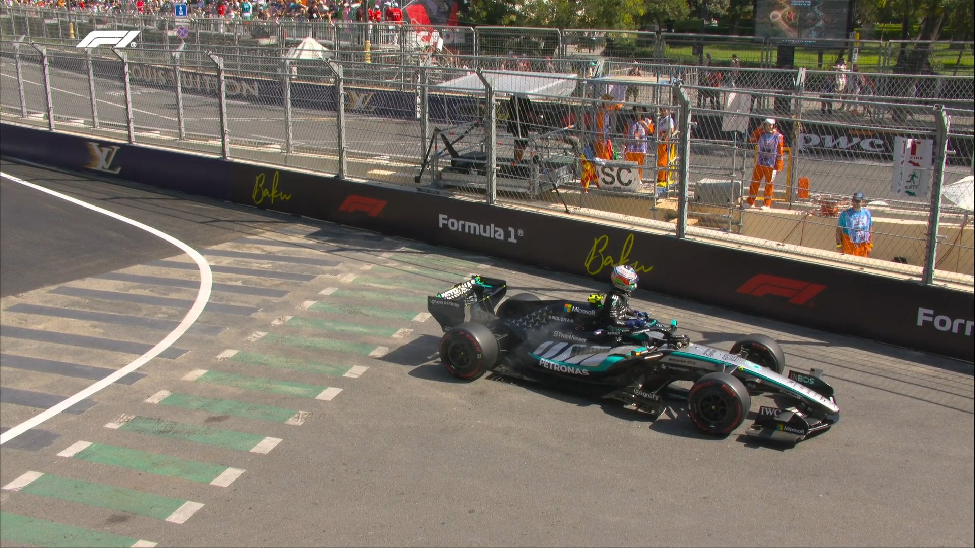 Kimi Antonelli abandona TL1 no Azerbaijão com falha hidráulica na Mercedes