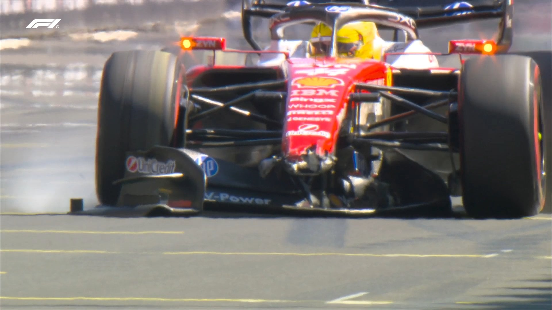 F1: Hamilton e engenheiro 'debatem' no rádio sobre parar carro após batida no TL3 na Espanha F1: Hamilton e engenheiro 'debatem' no rádio sobre parar carro após batida no TL3 na Espanha
