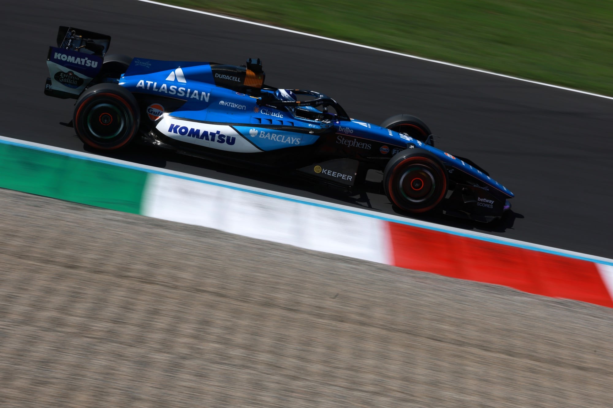 F1: Confira as imagens dos primeiros treinos do GP da Itália 2026 Luke Browning (GBR) Williams F1 Team FW48 Reserve Driver.