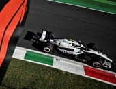 F1: Cadillac ganha posições no grid e quer tentar pontos no GP da Itália