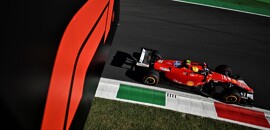 F1: Hamilton pede “regras de engajamento” na Ferrari após incidente com Leclerc