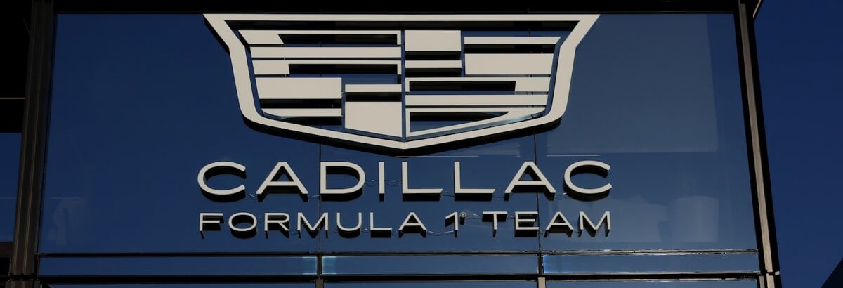 F1: Cadillac é punida após falha que provocou bandeira vermelha em Monza F1: Cadillac é punida após falha que provocou bandeira vermelha em Monza