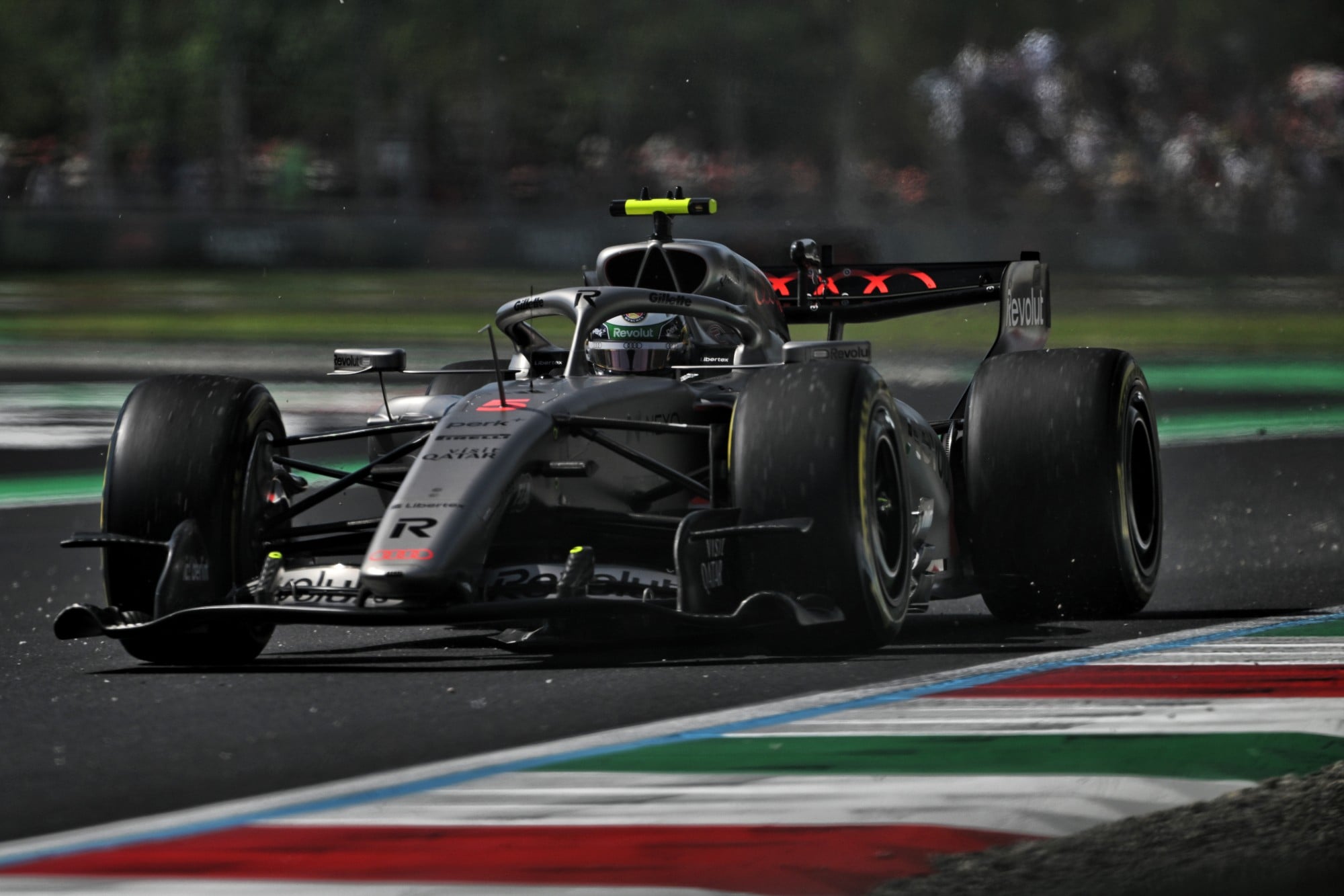 Gabriel Bortoleto (BRA) Audi F1 Team R26.