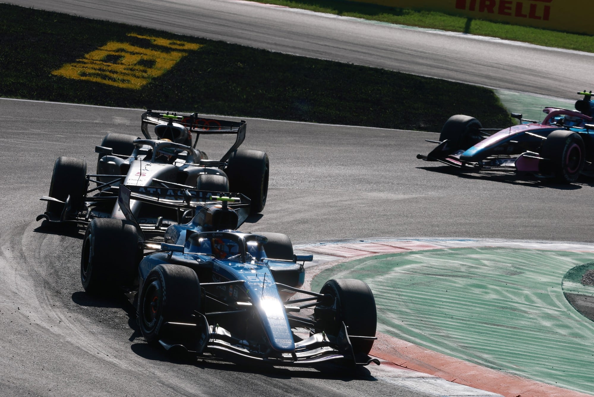 Carlos Sainz (ESP) Williams F1 Team FW48.